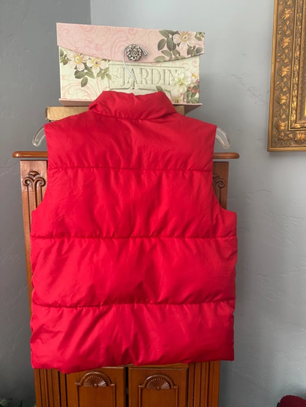Old Navy Red Puffer Vest — Kids Size S (6–7)